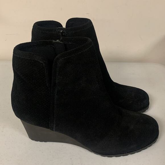 Rockport Women's Size 10 M Hollis Vcut Bootie Ankle Boots, Black Suede - Picture 4 of 8